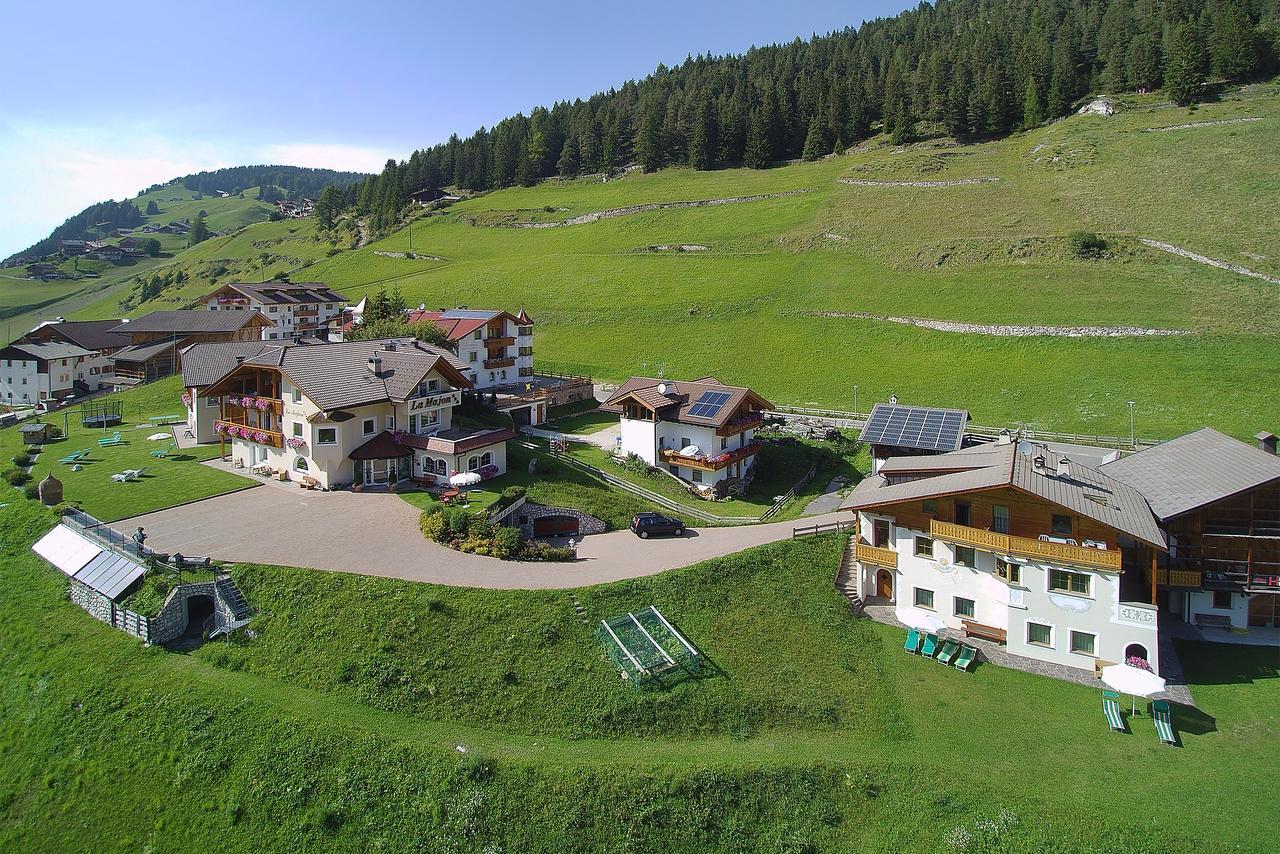 Garni La Majon Hotel Selva di Val Gardena Kültér fotó