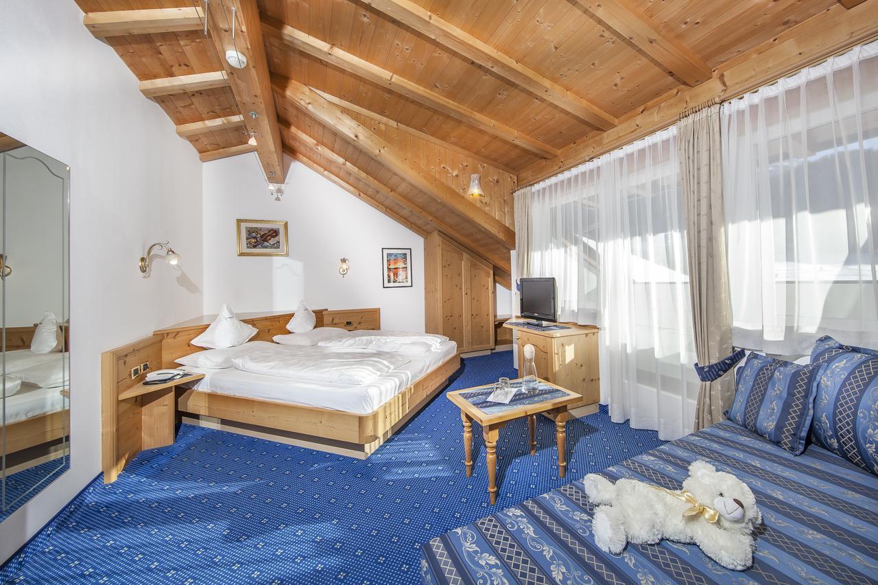 Garni La Majon Hotel Selva di Val Gardena Kültér fotó